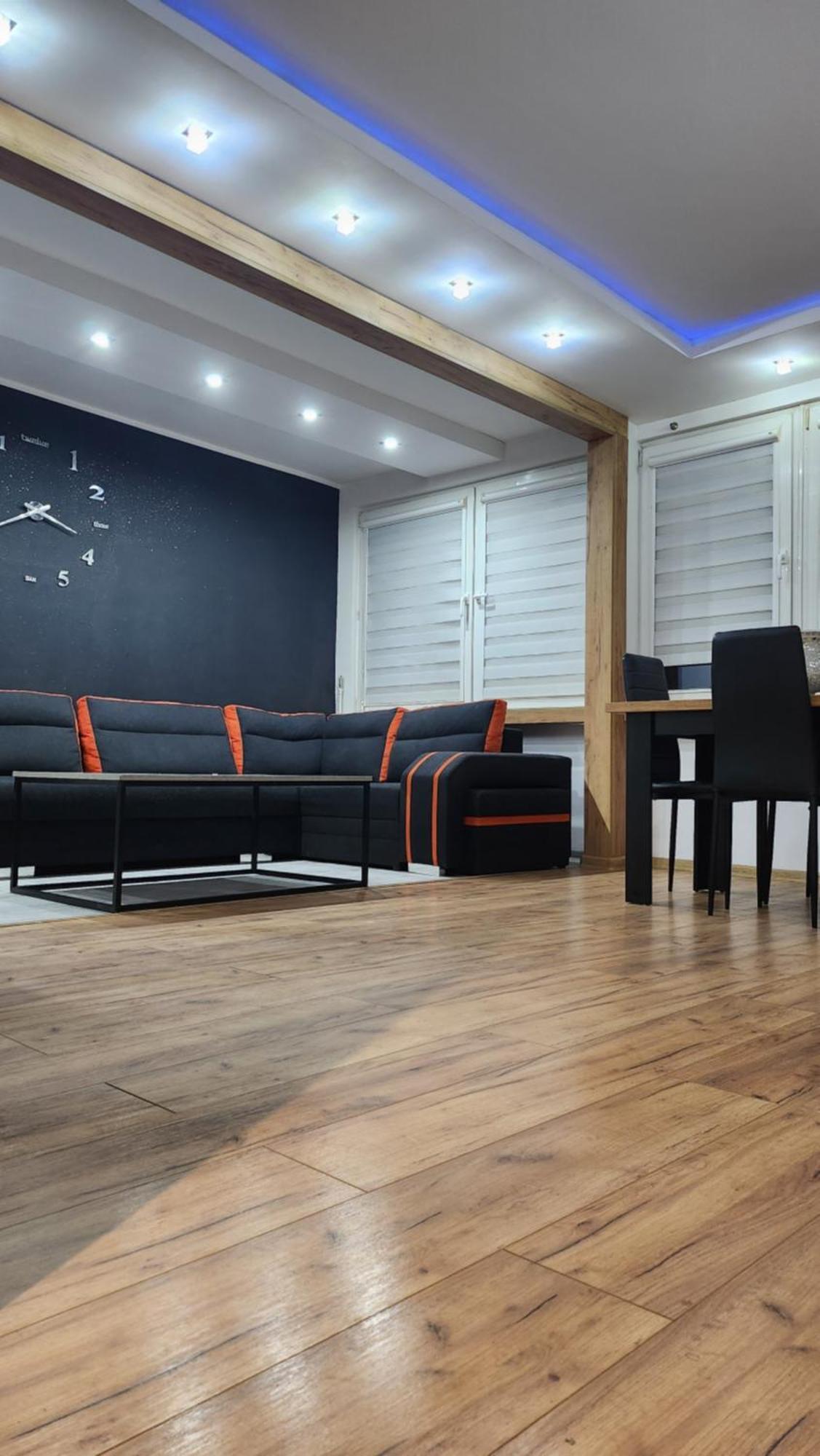 Ekskluzywny Apartament W Centrum Z Klimatyzacja I Balkonem Lubiń Buitenkant foto